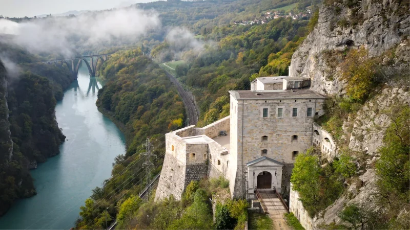 Fort l'Ecluse, portes de Genève