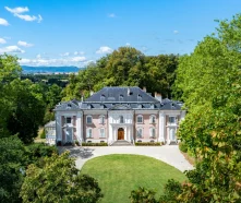 Château de Voltaire en été