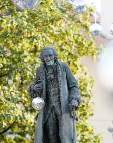 Fête à Voltaire
