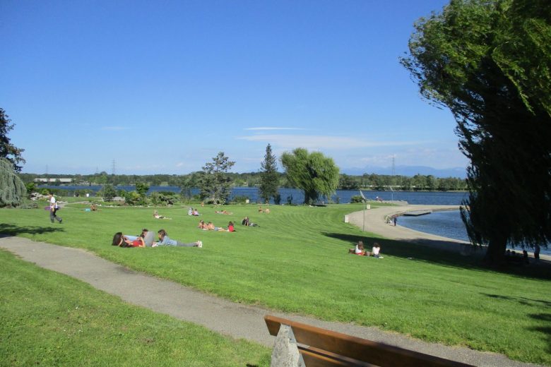 Lac de Divonne voie verte