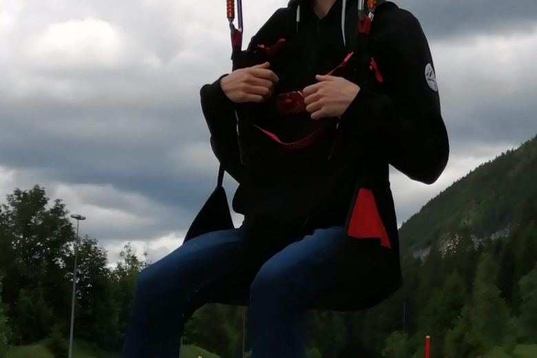 Descente en tyrolienne